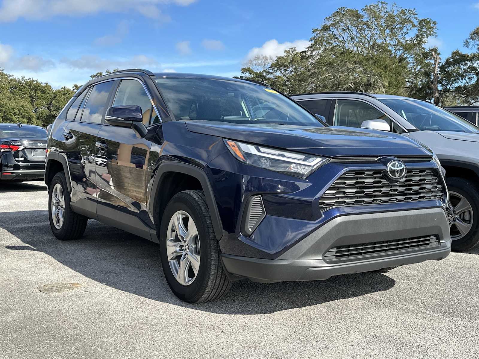 Used 2024 Toyota RAV4 XLE with VIN 2T3W1RFV4RW321093 for sale in Northfield, Minnesota