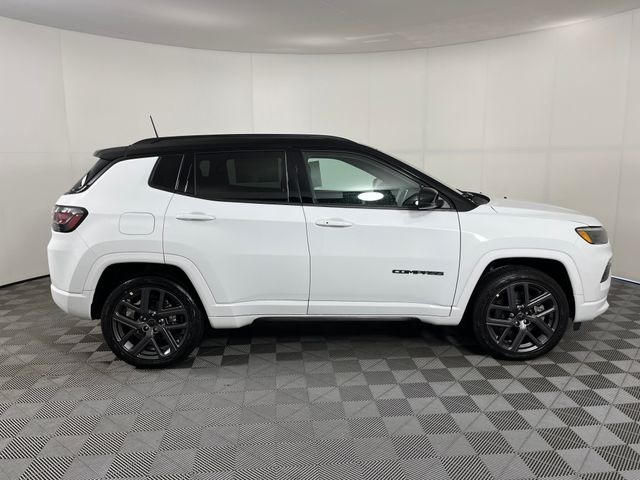 2025 Jeep Compass Limited photo 3