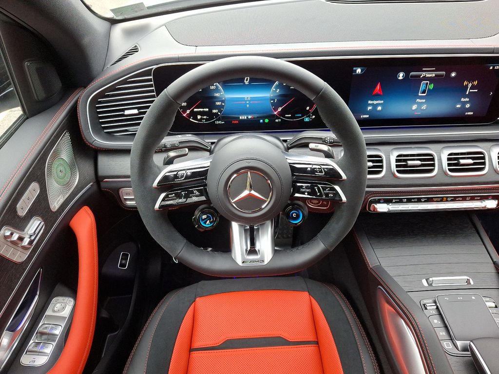 2025 Mercedes Benz GLE 53 AMG 4MATIC photo 7