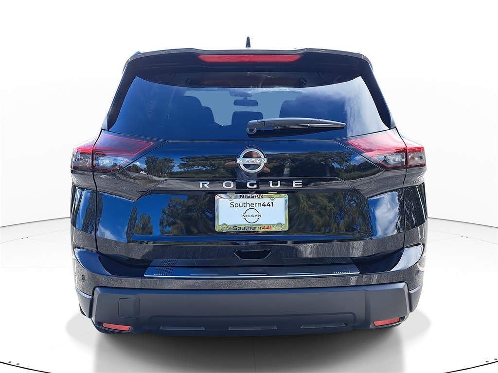 2026 Nissan Rogue SV photo 5