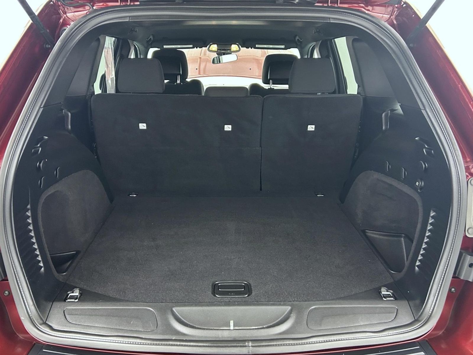 2019 Jeep Grand Cherokee Laredo E photo 21