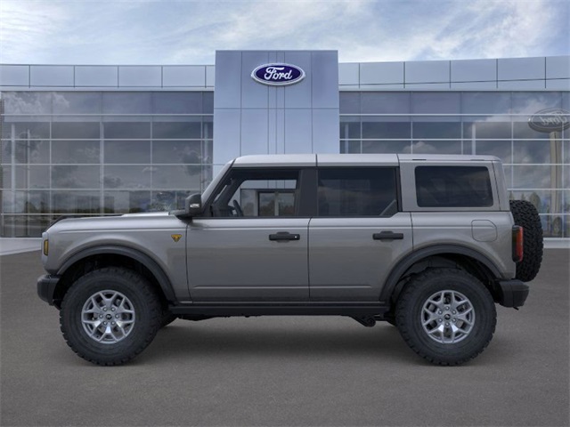 2025 Ford Bronco Badlands photo 2