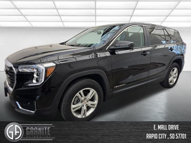 2024 GMC Terrain SLE's photo