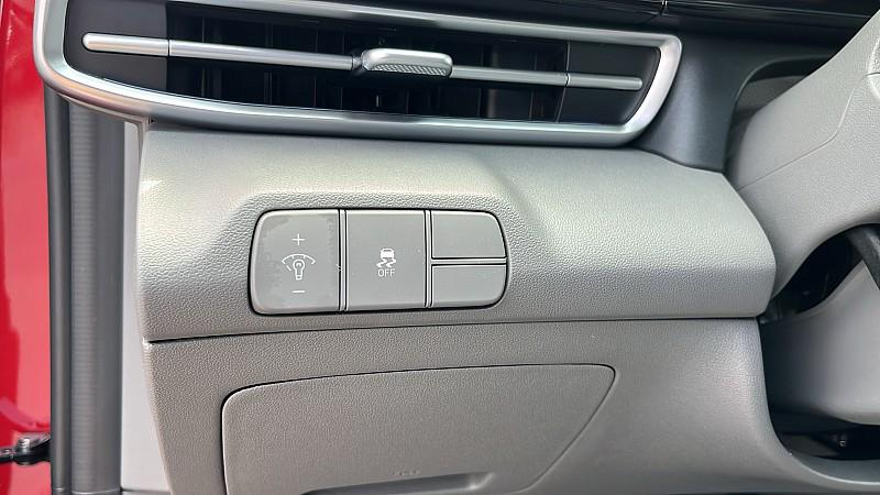 2025 Hyundai Elantra SEL Convenience photo 39