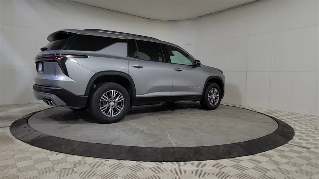 2025 CHEVROLET TRAVERSE - Image 7