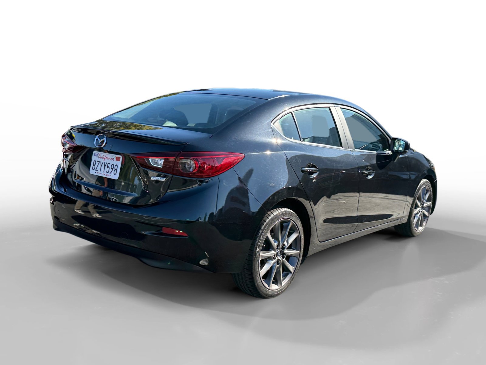 2018 Mazda Mazda3 Touring photo 5