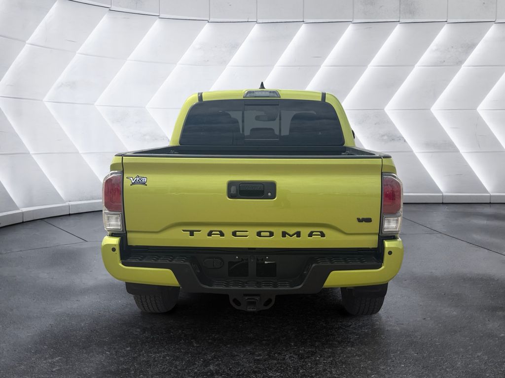 2023 Toyota Tacoma TRD Off-Road photo 5