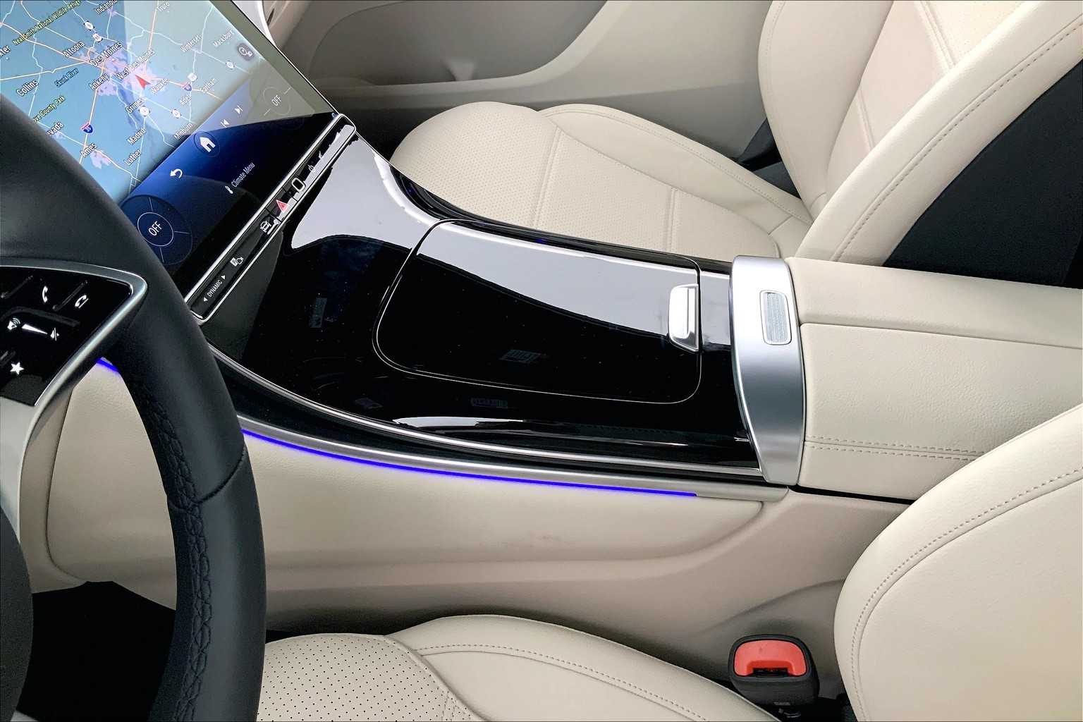 2026 Mercedes Benz GLC 300 4MATIC photo 17