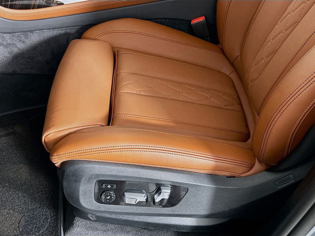 2026 Bmw X7 M60i photo 20