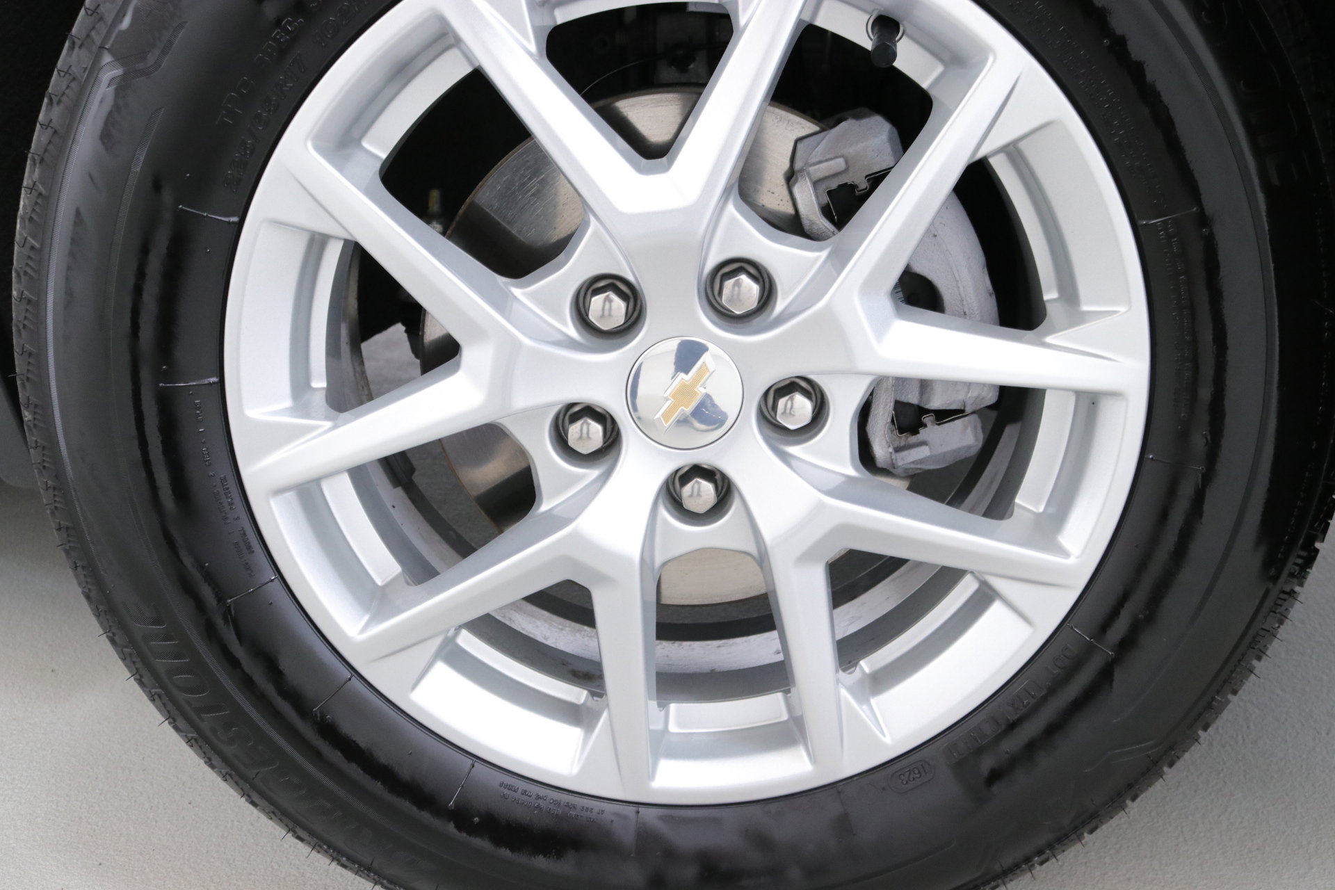 2024 Chevrolet Equinox LT photo 29