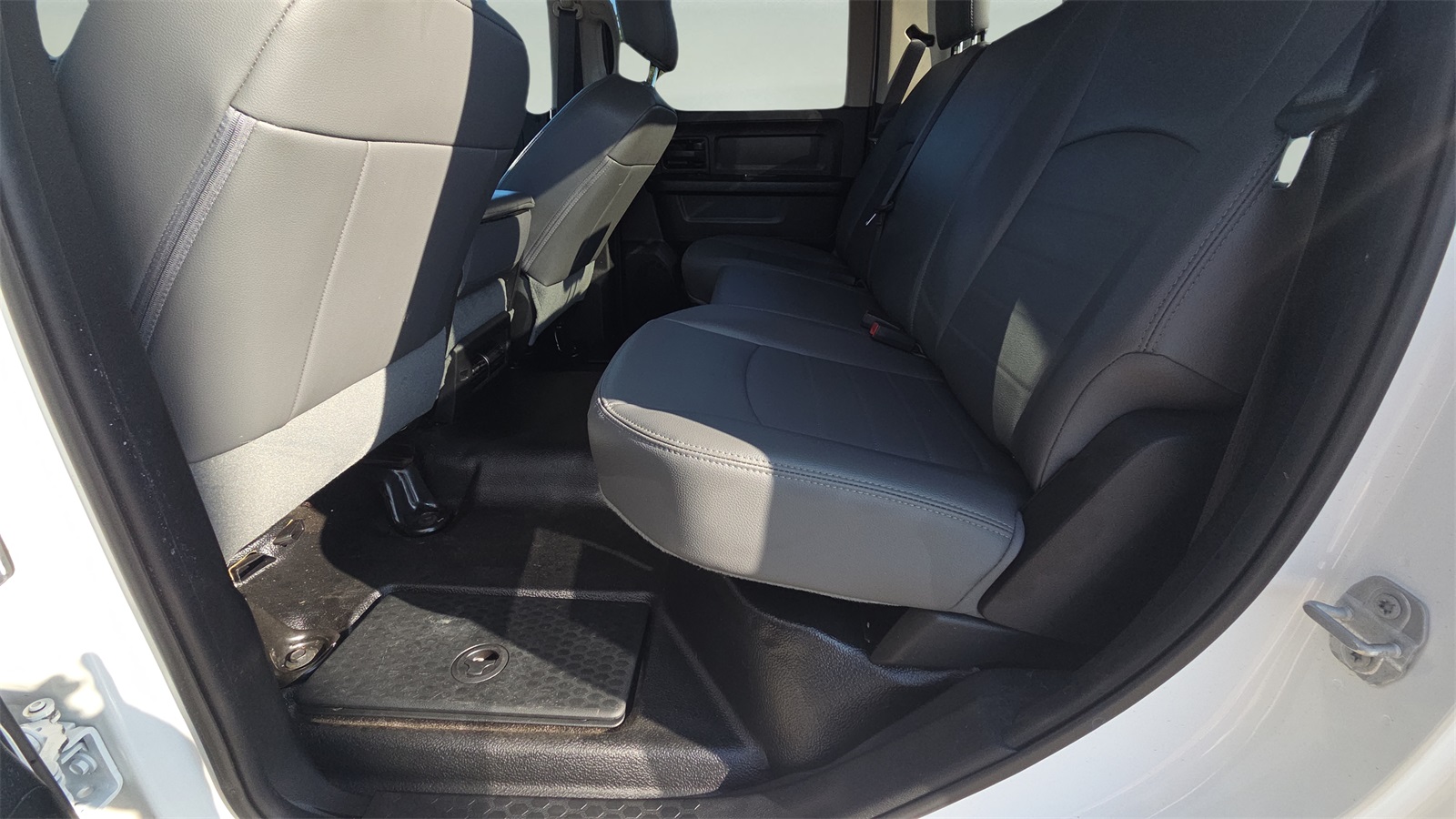 2018 Ram 1500 Tradesman photo 20