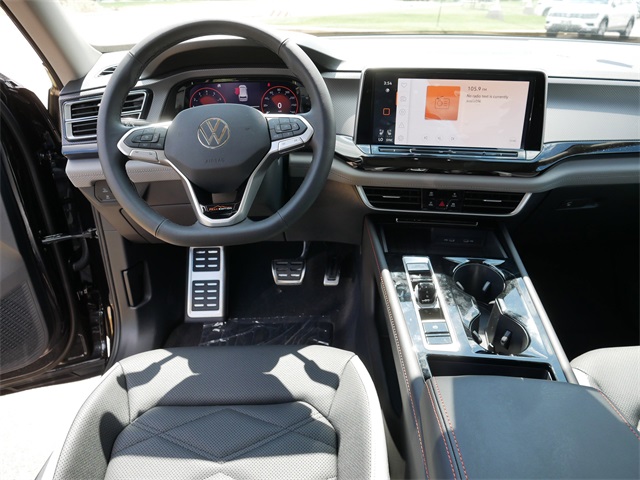 2025 Volkswagen Atlas Peak Edition SE photo 6