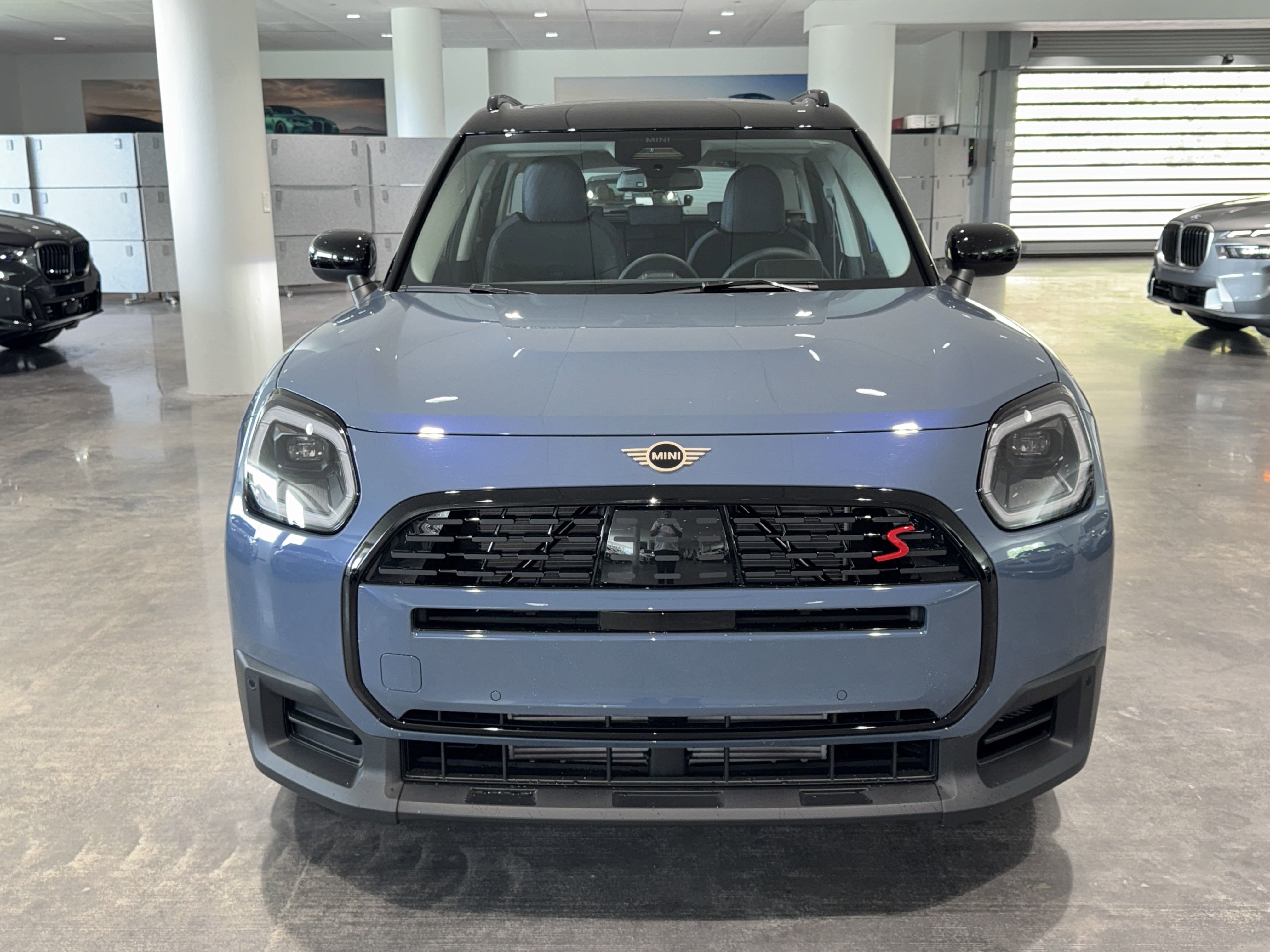 2025 Mini Countryman S ALL4 photo 2
