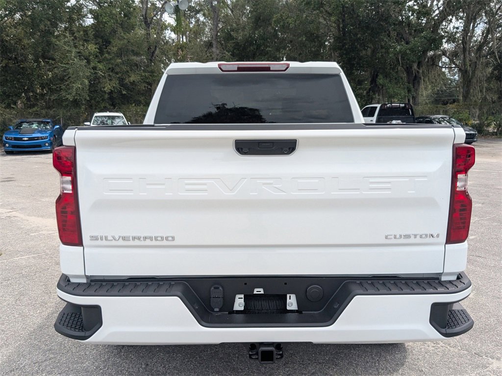 2026 Chevrolet Silverado 1500 Custom photo 3