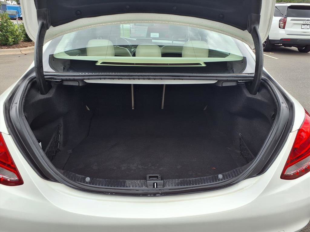 2018 Mercedes Benz C 300 photo 23