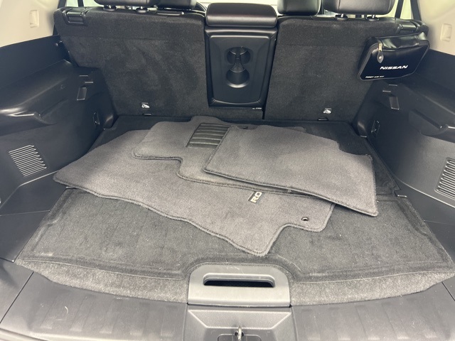 2019 Nissan Rogue SL photo 9