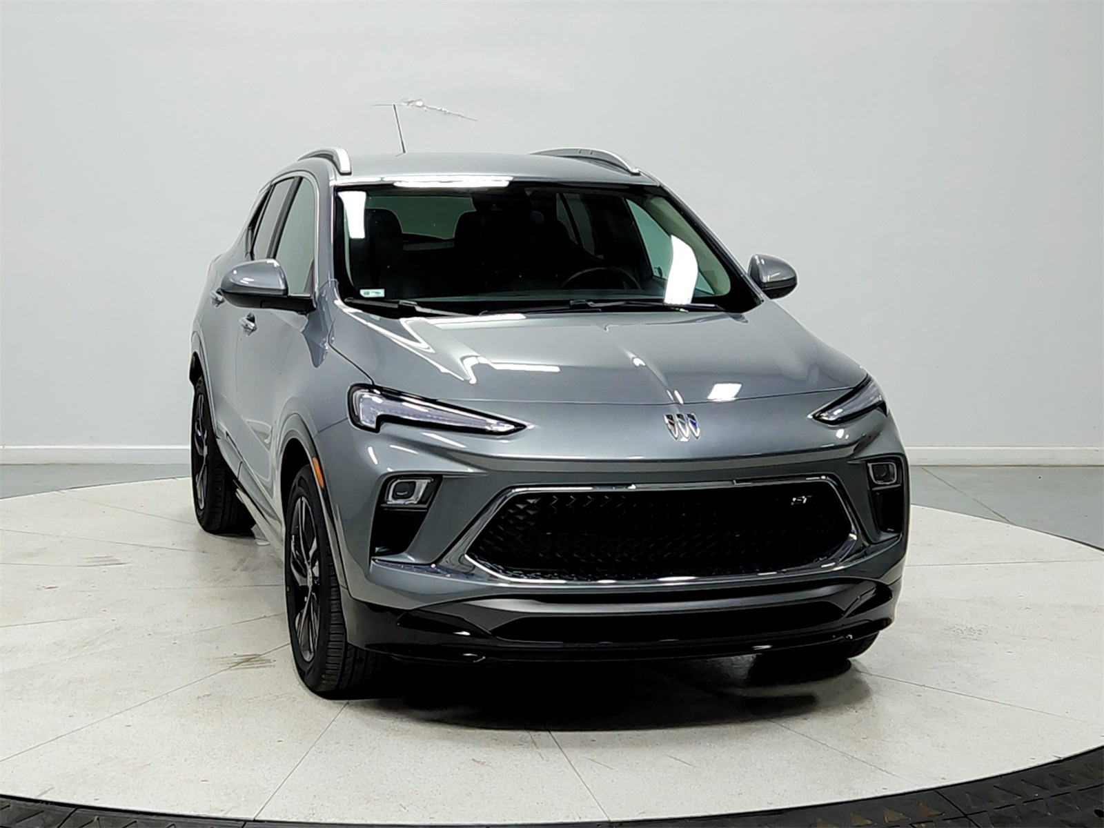 2024 Buick Encore GX Sport Touring photo 2