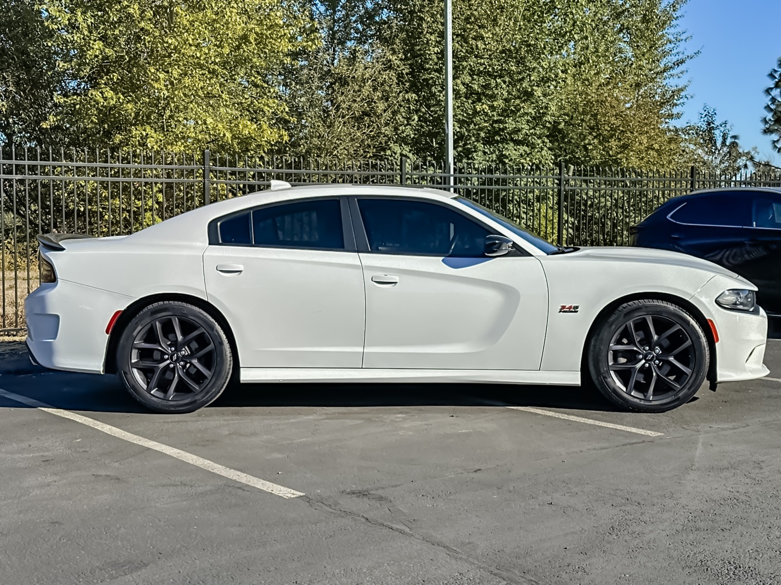 2019 Dodge Charger R/T photo 2