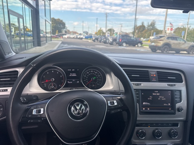 2016 Volkswagen Golf TSI SE photo 19