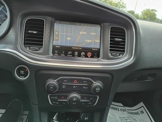2016 Dodge Charger R/T photo 25