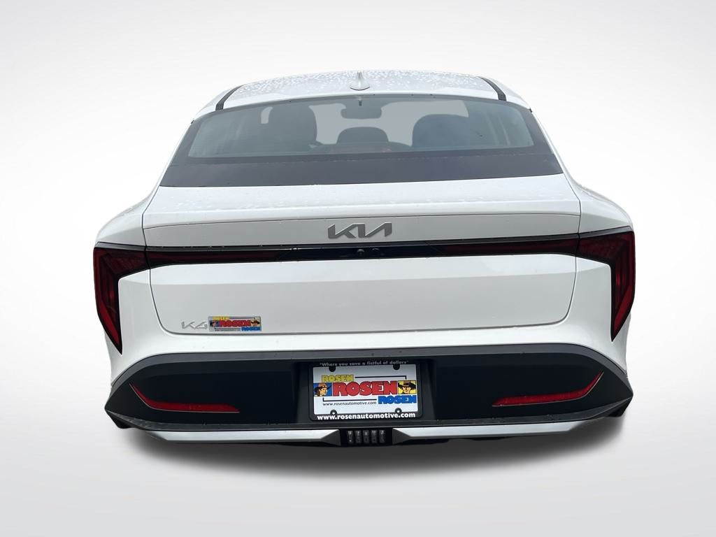 2025 Kia K4 LXS photo 4