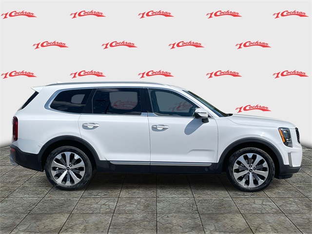 2020 Kia Telluride S photo 2