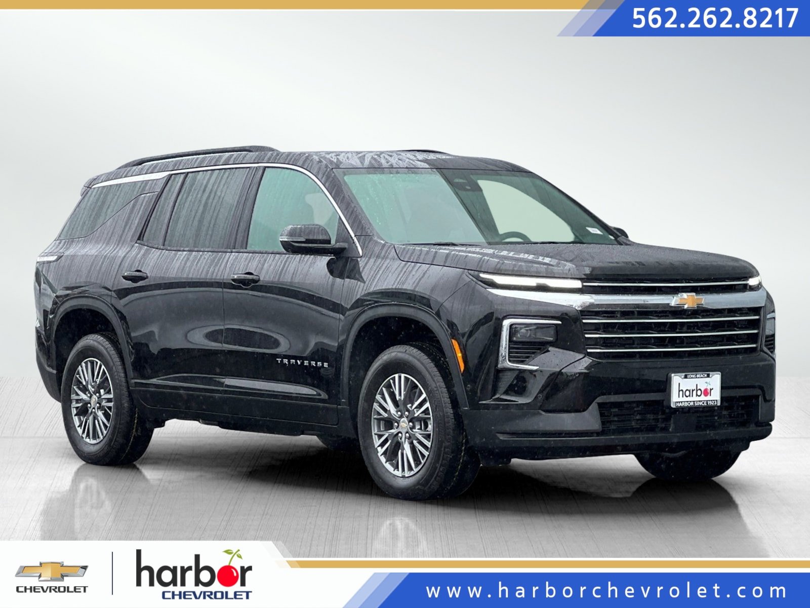 2025 Chevrolet Traverse LT's photo