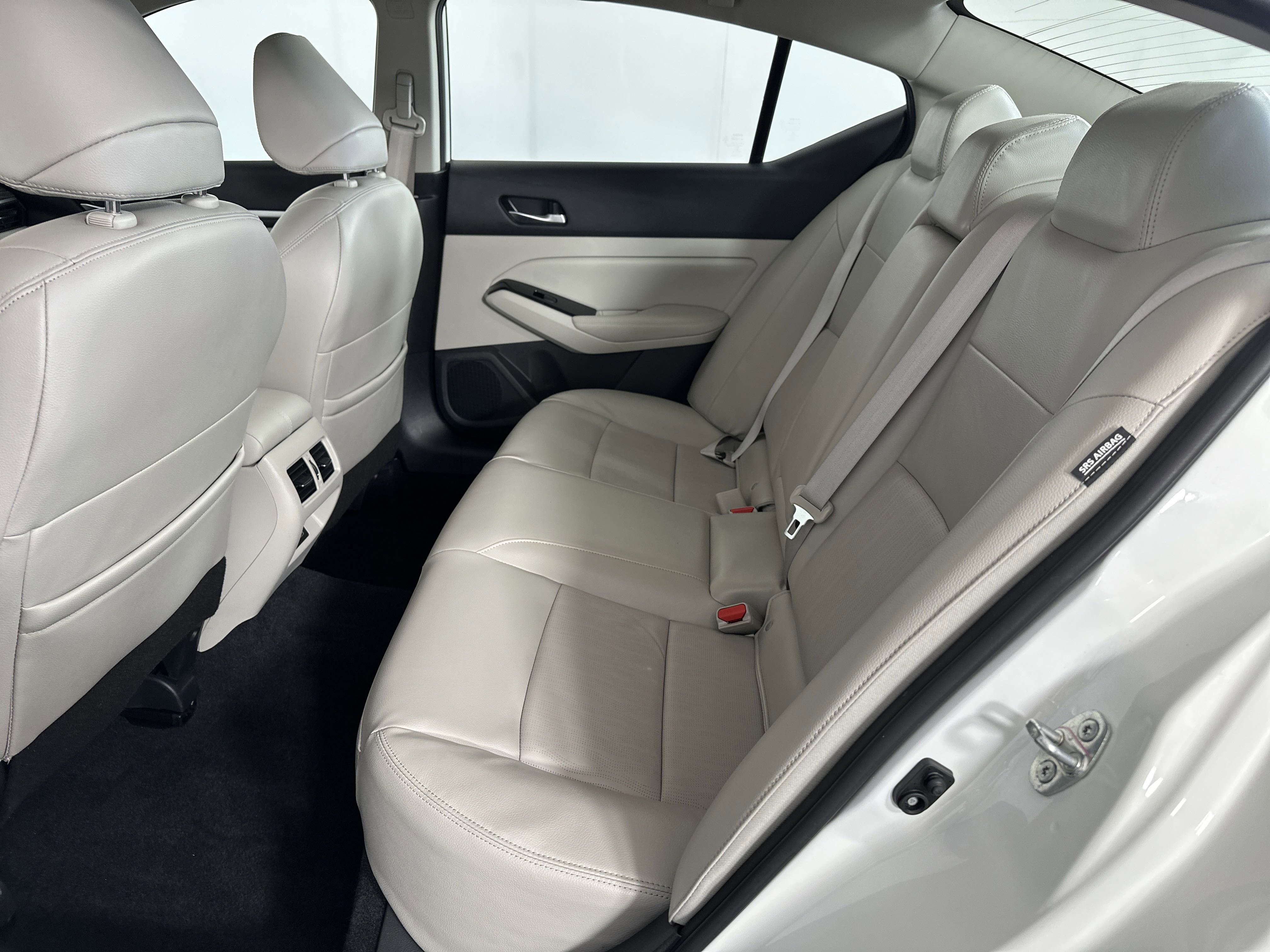 2022 Nissan Altima 2.5 SL photo 2