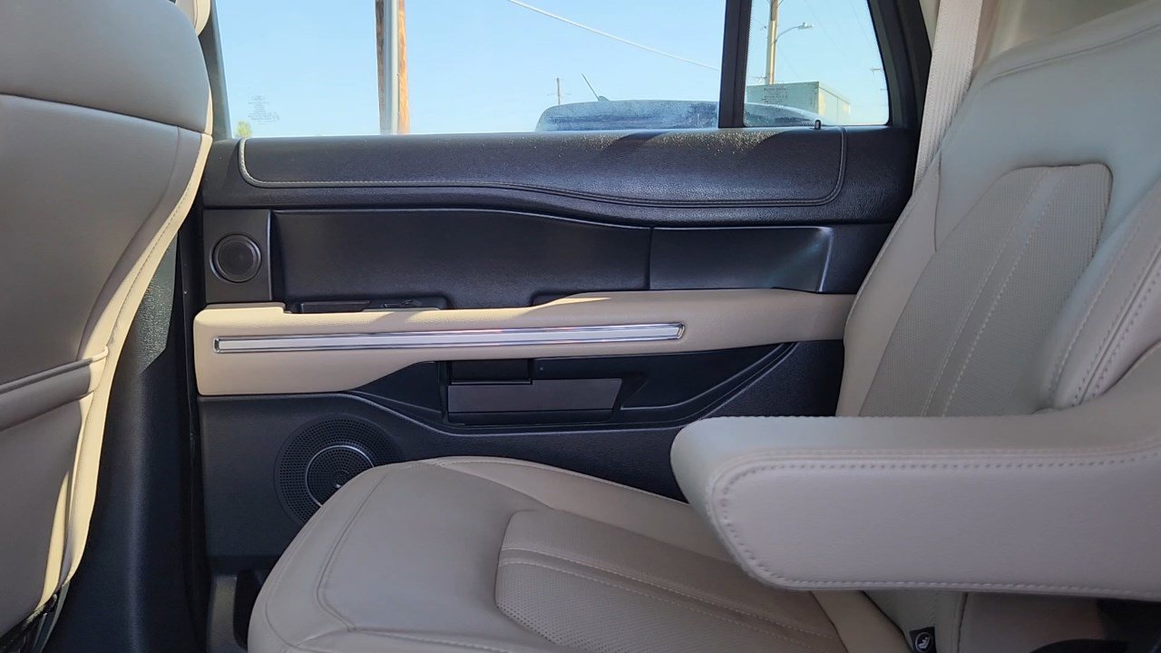 2023 Ford Expedition MAX Limited photo 14