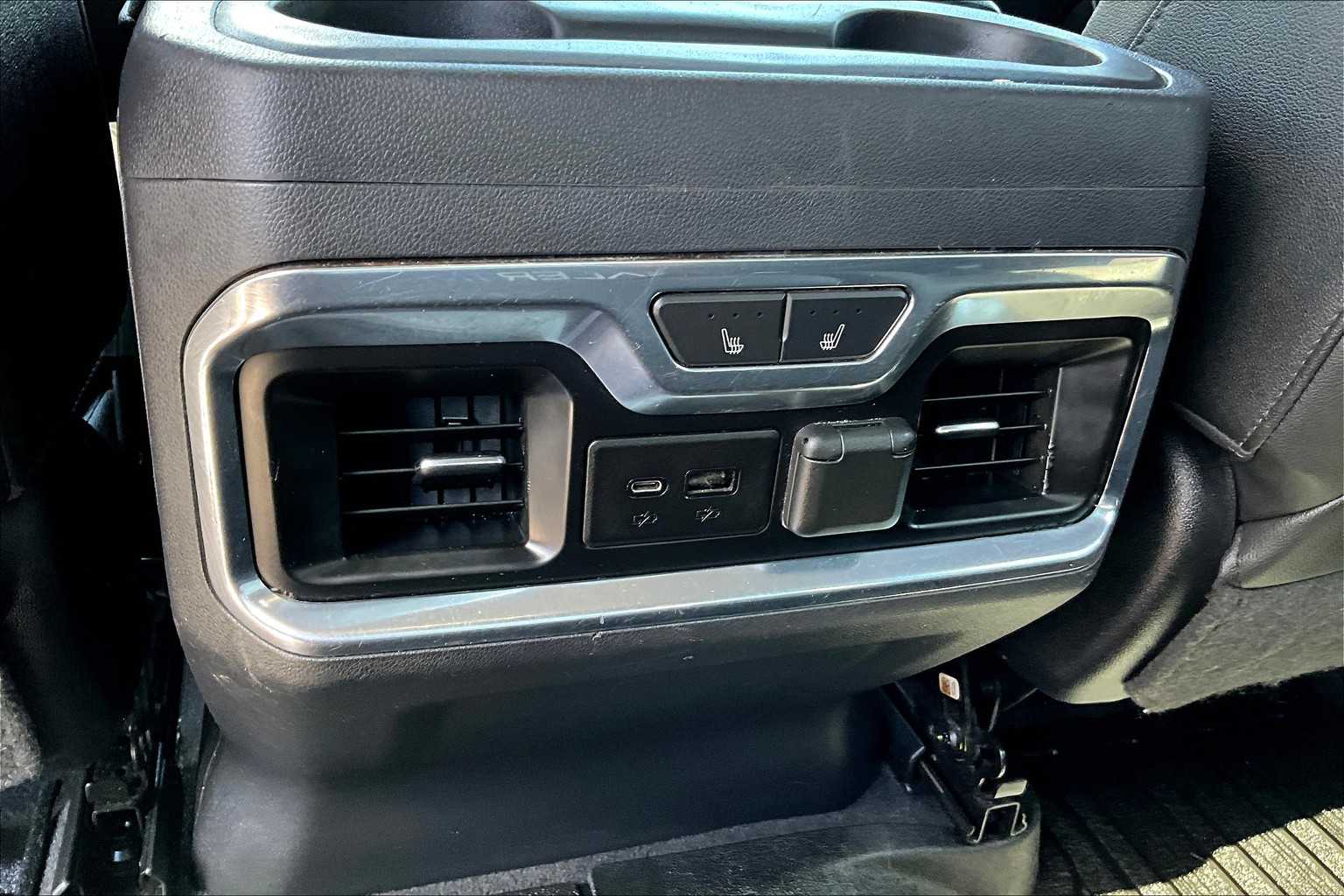 2019 Gmc Sierra 1500 SLT photo 26