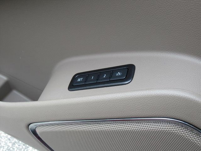 2017 Chevrolet Tahoe LT photo 24
