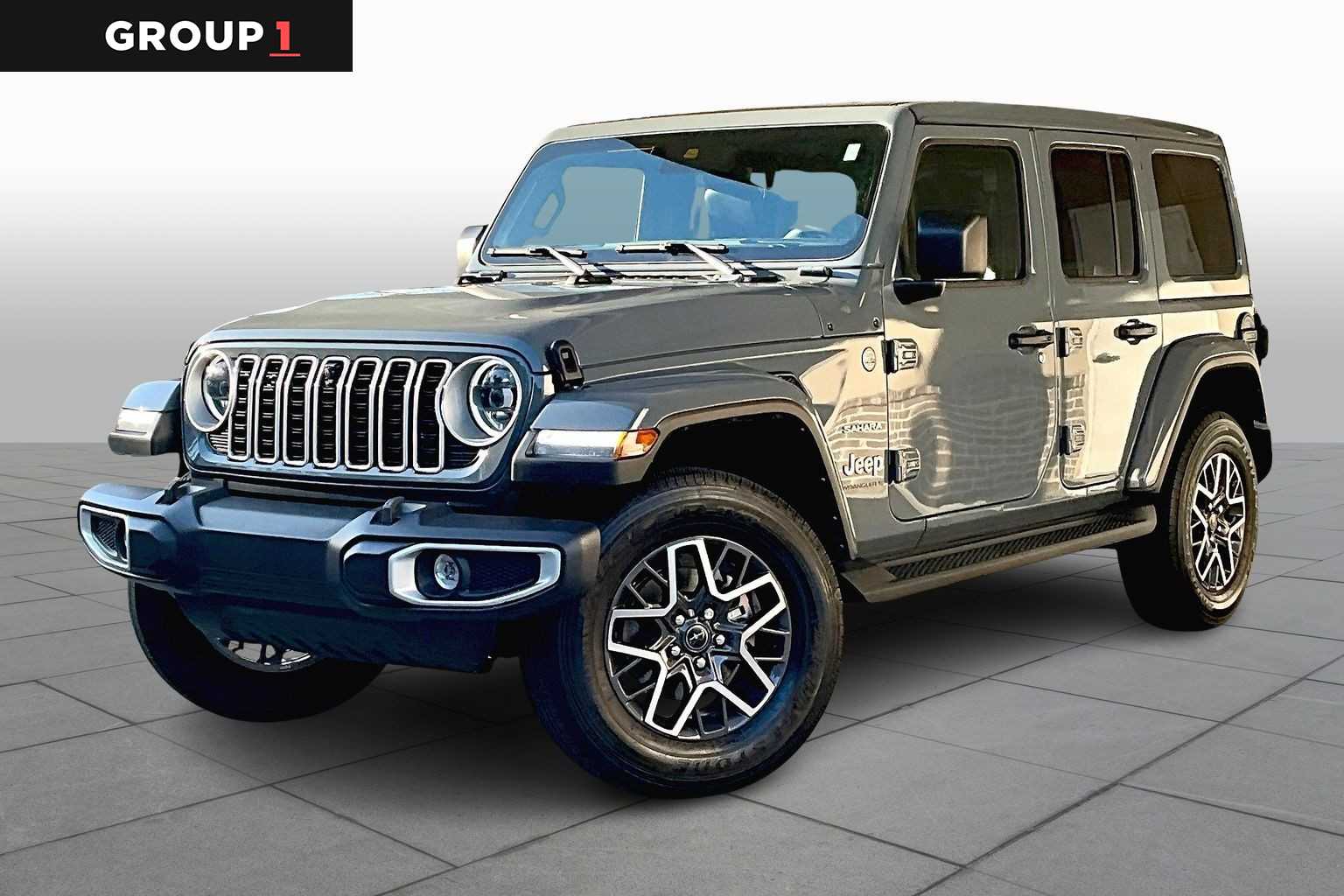 2024 Jeep Wrangler 4-Door Sahara's photo
