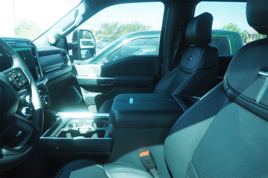 2025 Ford F-350 photo 5