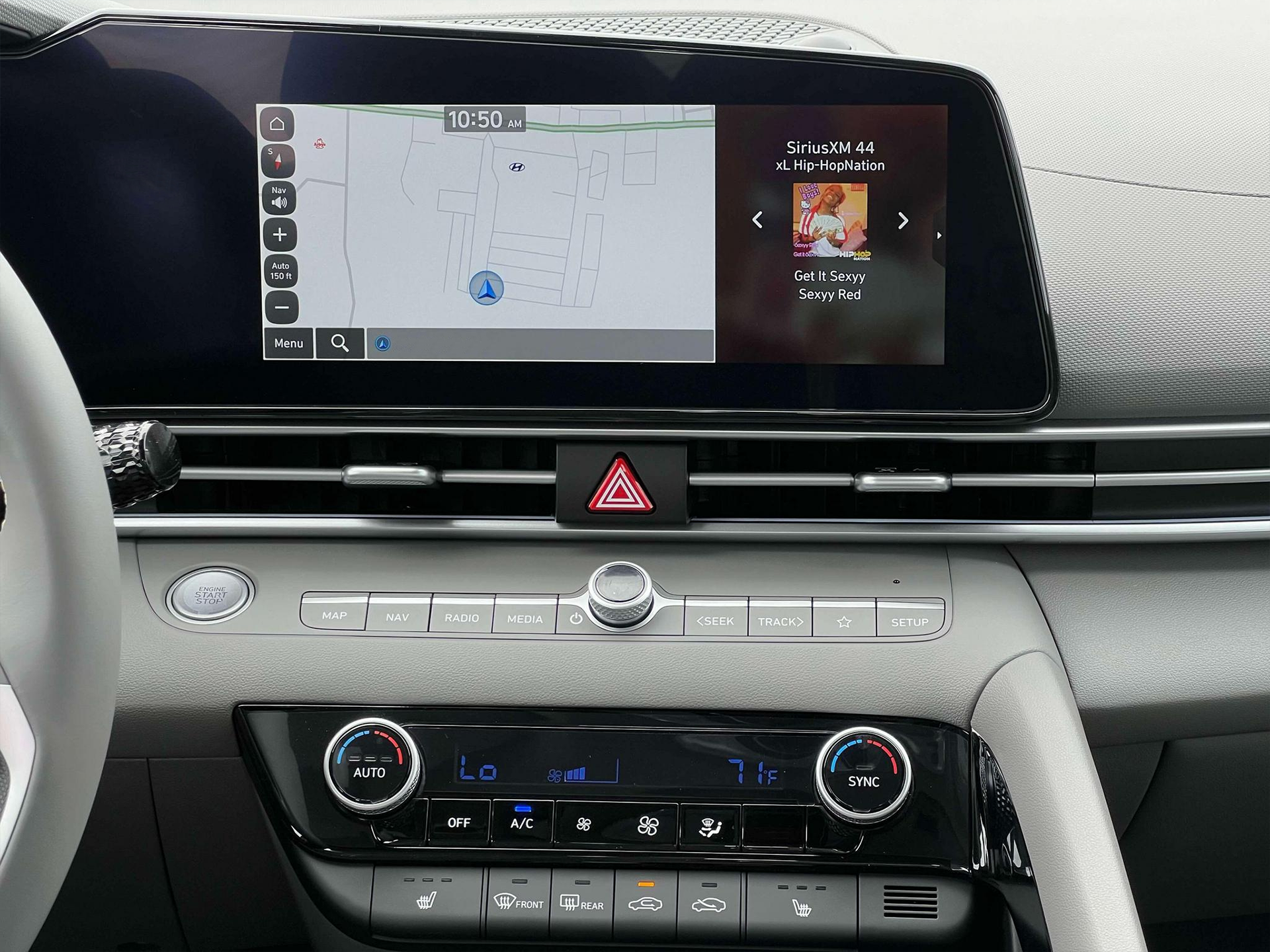 New 2024 Hyundai ELANTRA SEL Convenience 4D Sedan in Columbus 