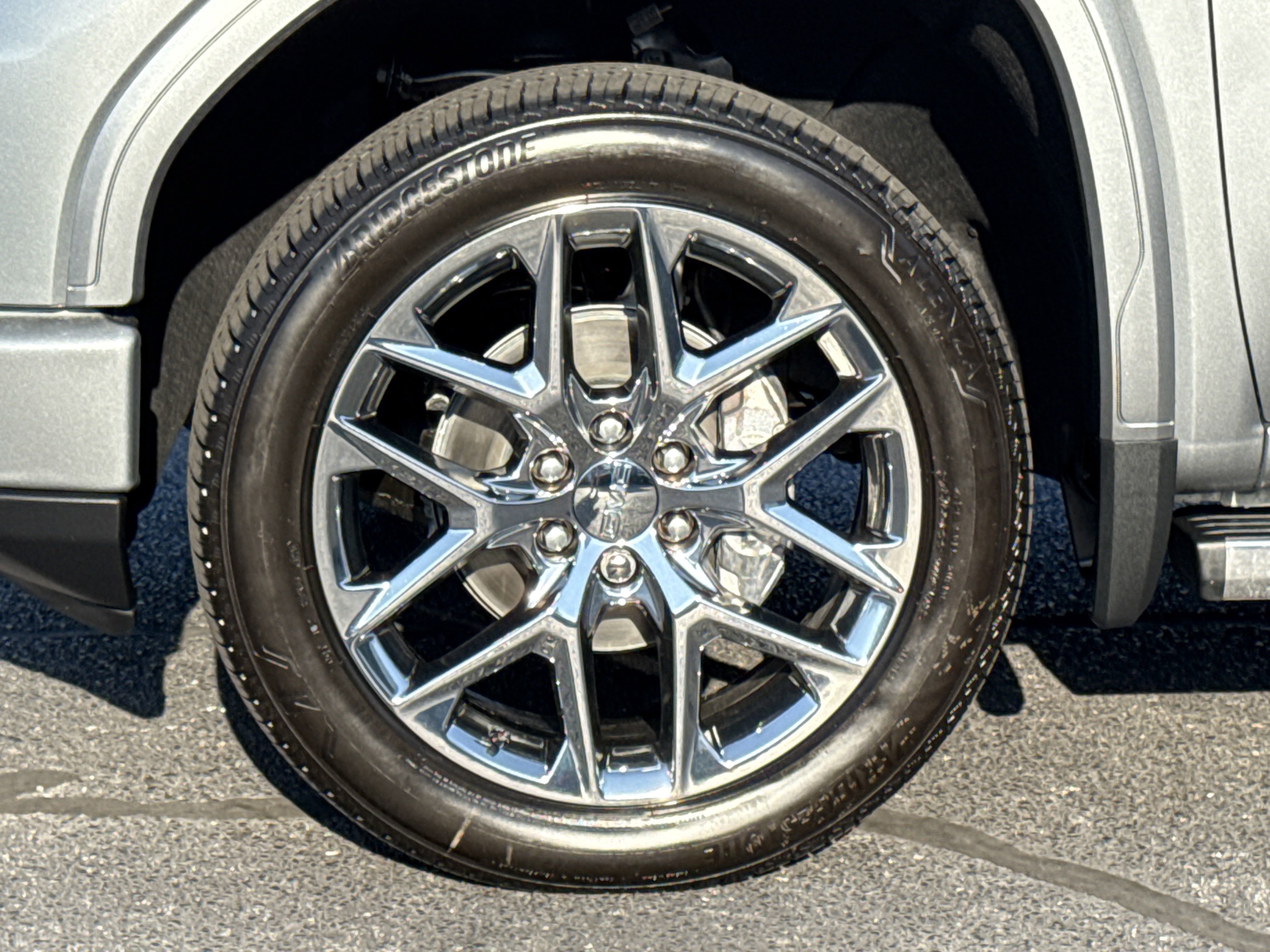 2025 Gmc Sierra Denali photo 14