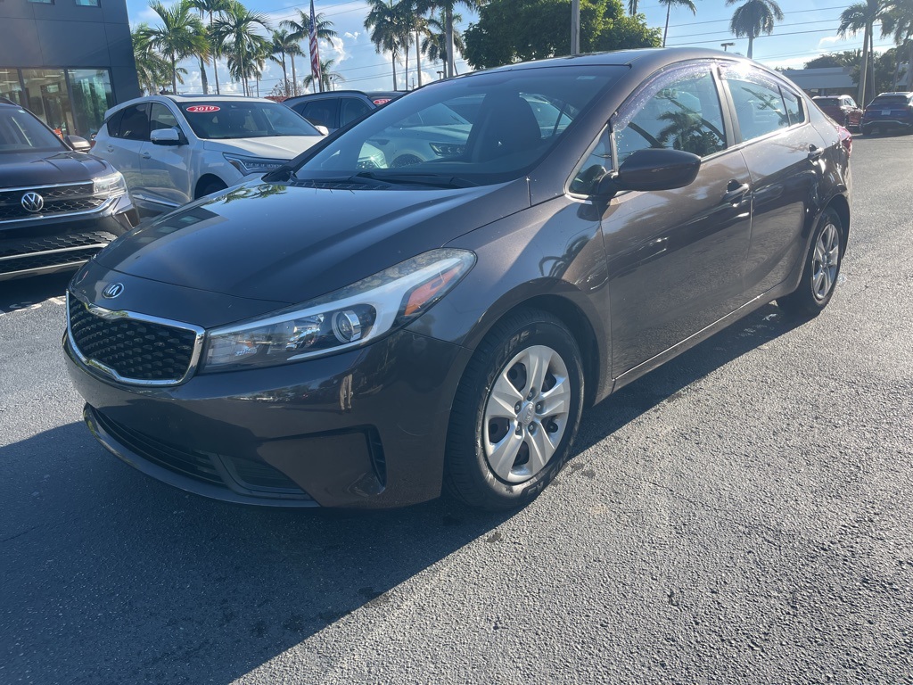 2018 Kia Forte LX Base photo 6