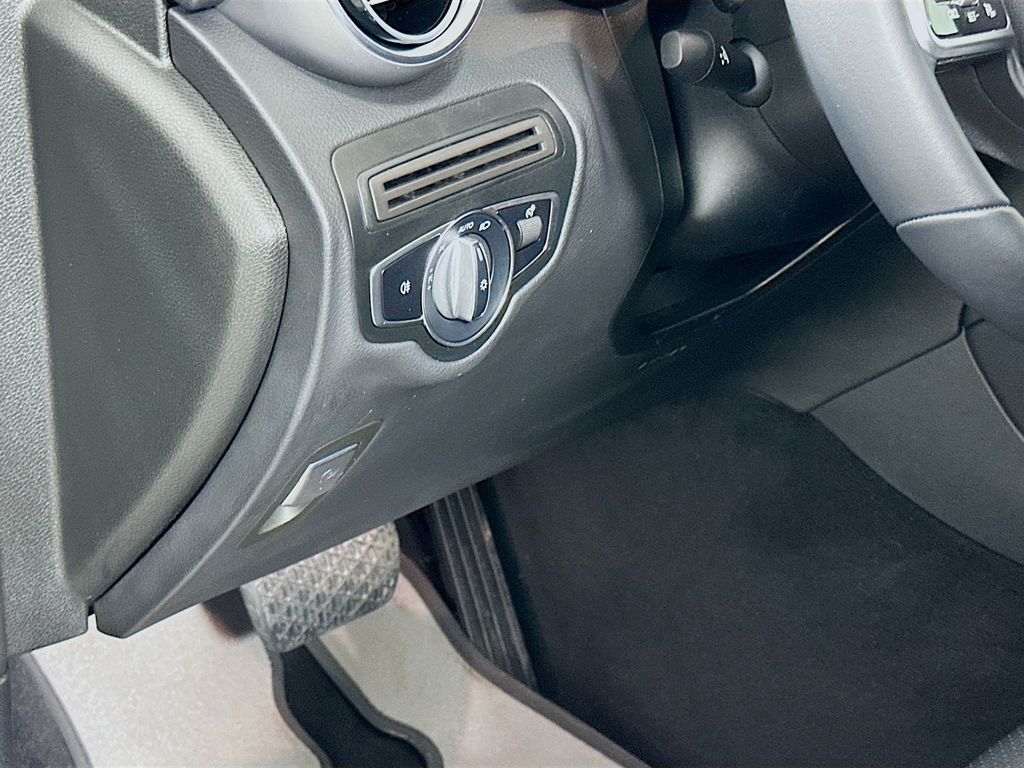 2022 Mercedes Benz GLC 300 4MATIC photo 10