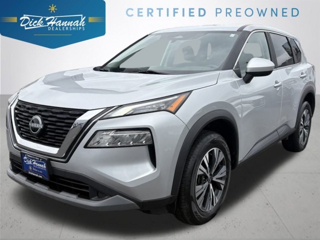 2023 Nissan Rogue SV's photo