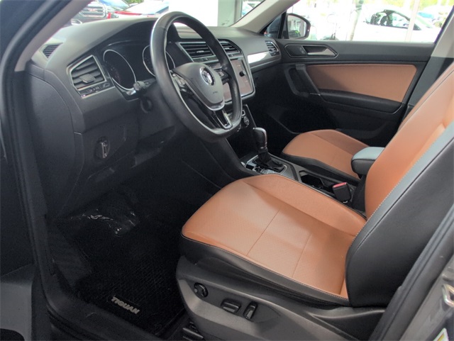 2018 Volkswagen Tiguan SEL photo 7
