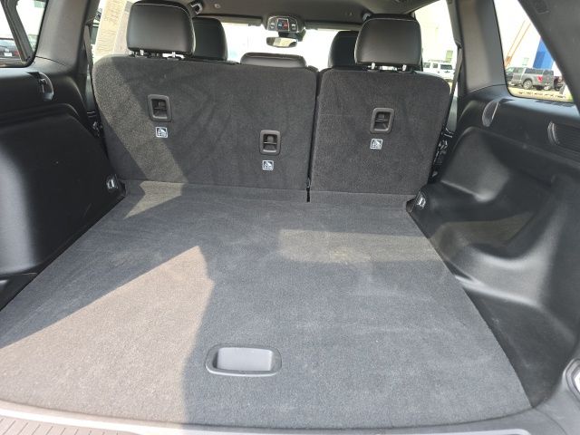 2022 Jeep Grand Cherokee Altitude photo 22