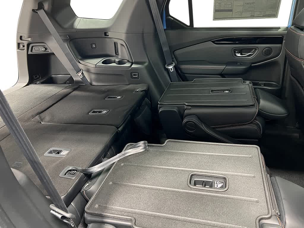 2025 Honda Pilot TrailSport photo 29