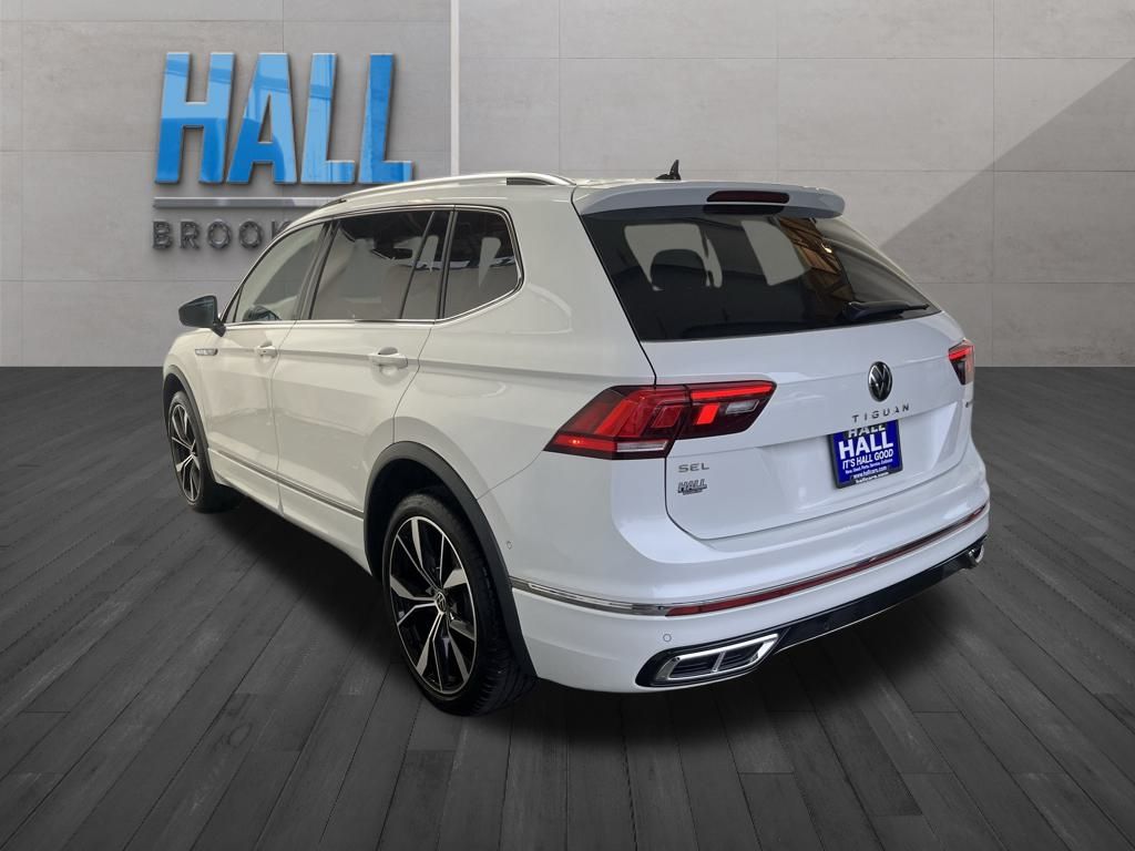 2024 Volkswagen Tiguan SEL R-Line Black photo 3