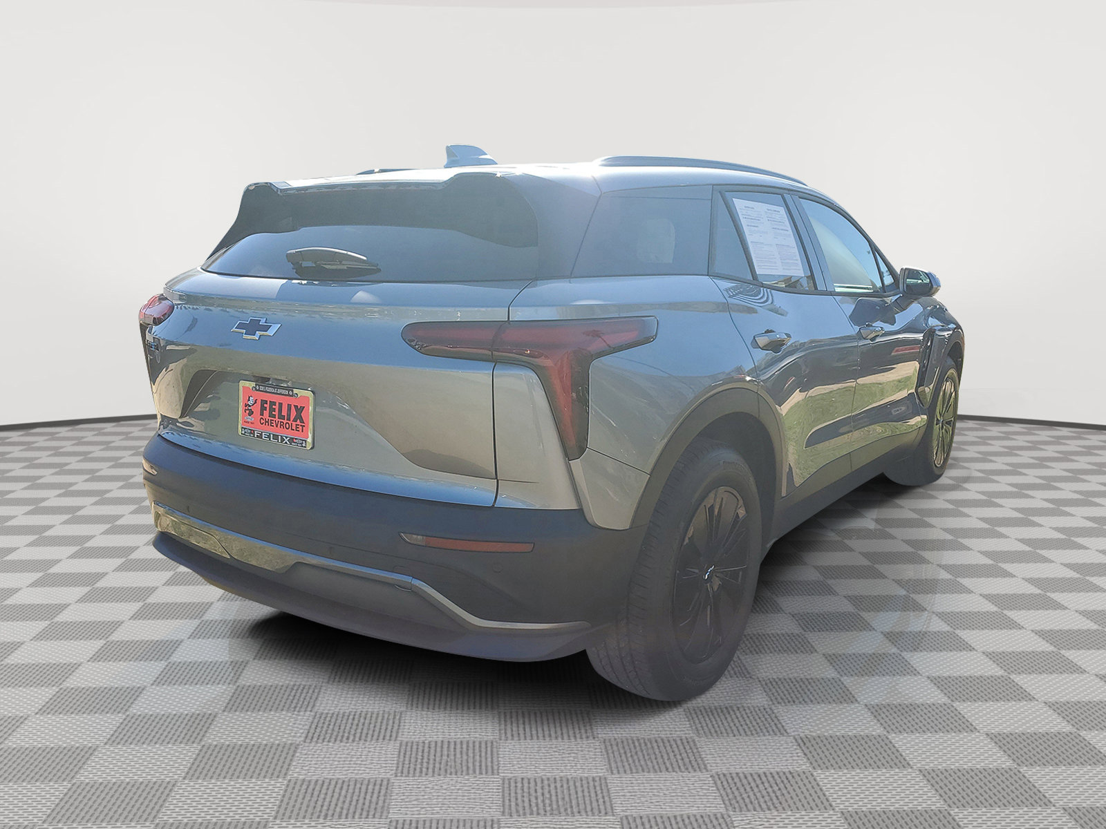 2026 Chevrolet Blazer EV photo 3