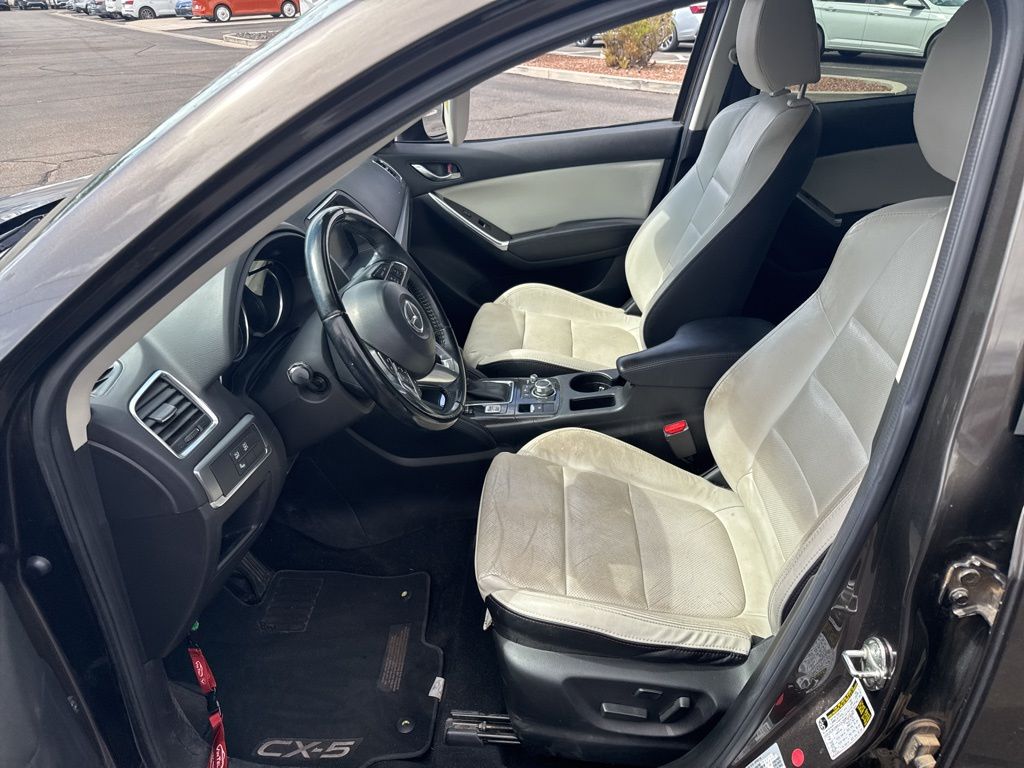 2016 Mazda CX-5 Grand Touring photo 13