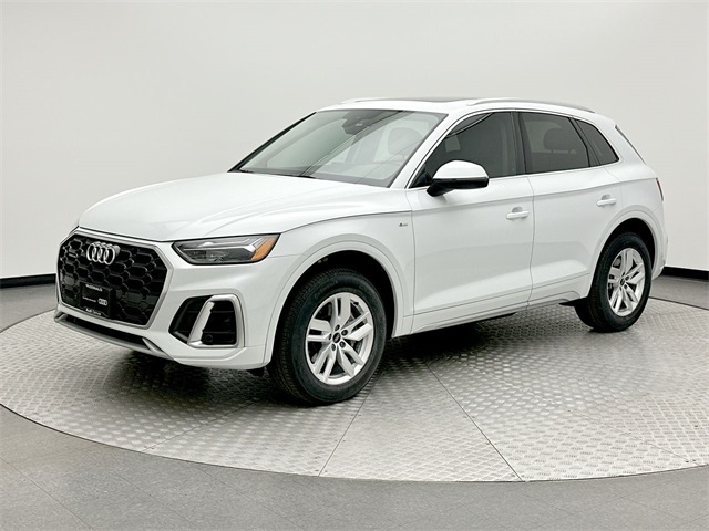 2023 Audi Q5 Premium's photo