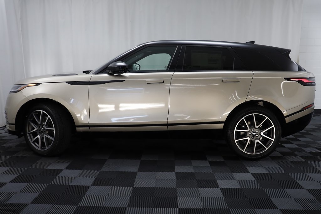 2026 Land Rover Range Rover Velar SE photo 4