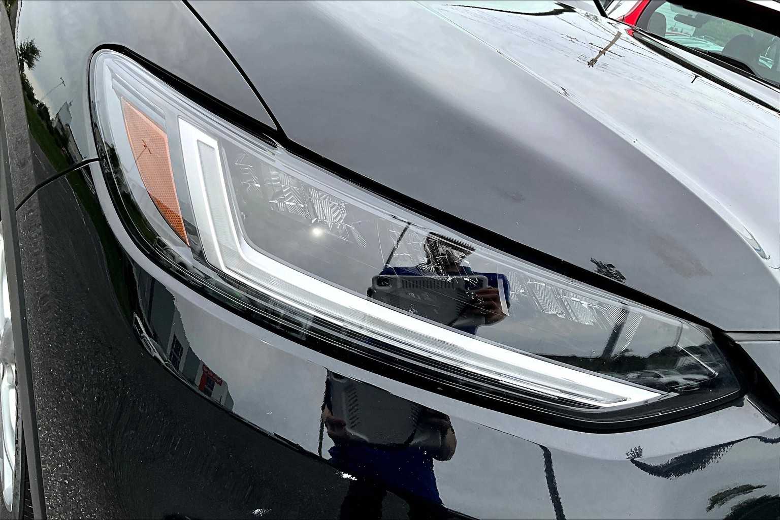 2023 Honda HR-V LX photo 24