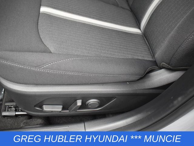 2025 Hyundai Sonata SEL photo 18