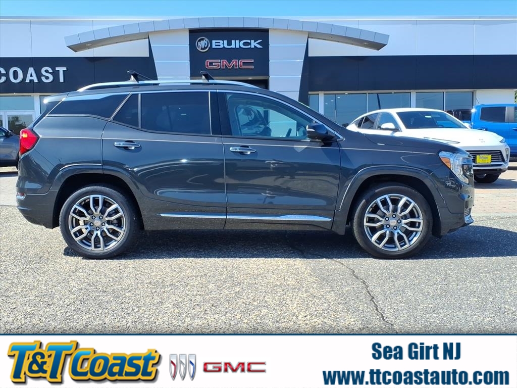 2022 GMC Terrain Denali