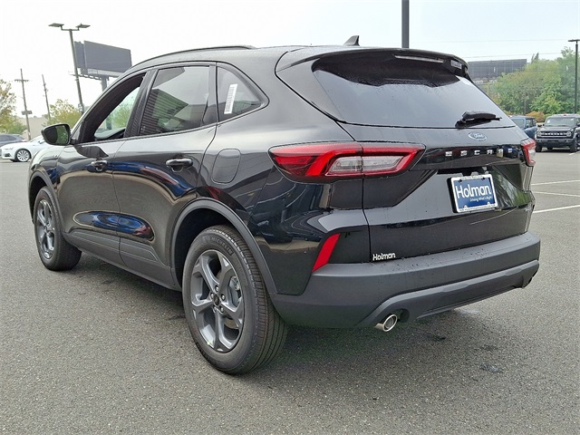 2026 Ford Escape ST-Line Select photo 4